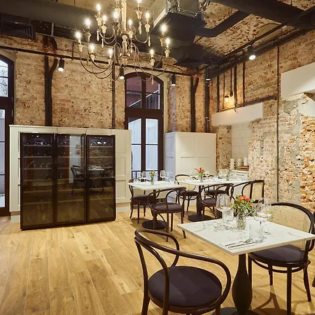 Arche Klasztor Βρότσλαβ