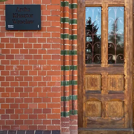 Ξενοδοχείο Arche Klasztor Βρότσλαβ