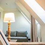 Hotel Arche Klasztor 4*