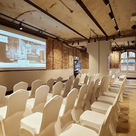 Arche Klasztor 호텔