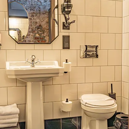 Arche Klasztor 호텔