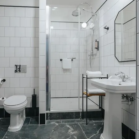 Arche Klasztor 4* فروتسواف