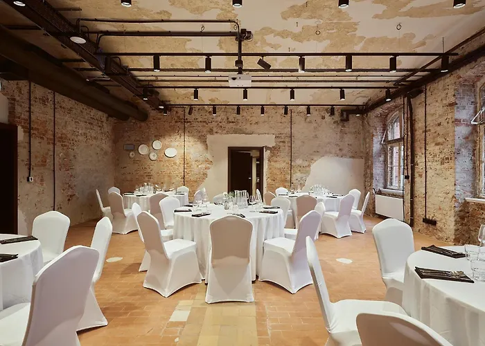 Arche Klasztor Hotel *