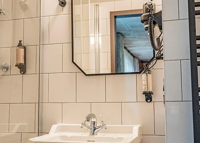 Arche Klasztor Hotel *