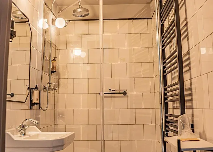 Arche Klasztor * Vratislav