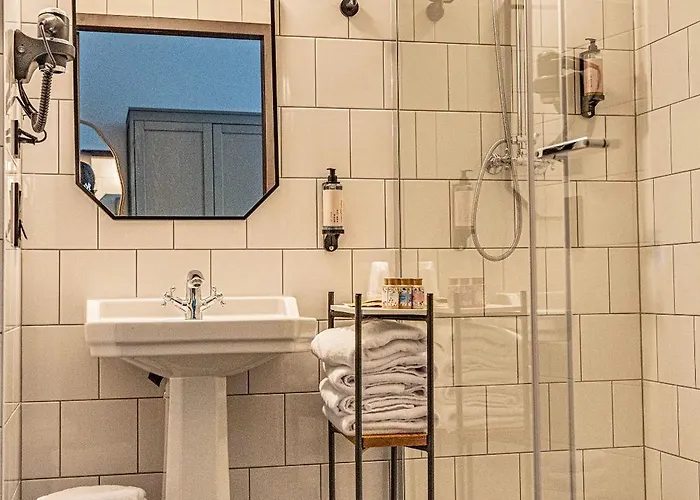 Arche Klasztor * Vratislav